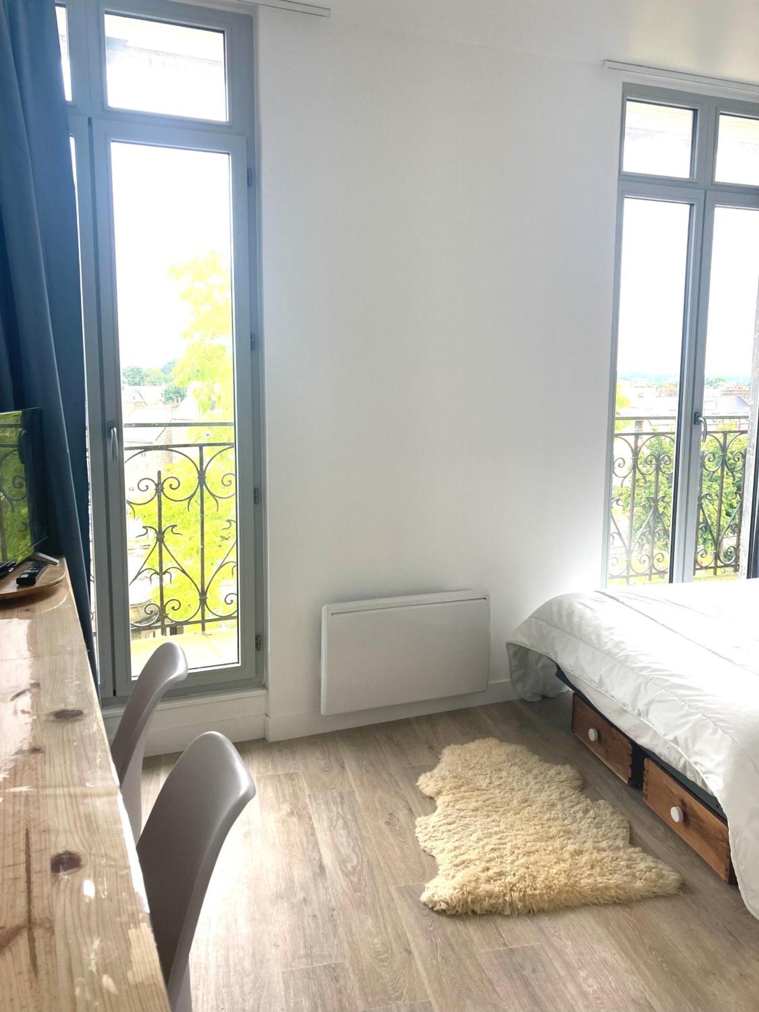 La Belle Consigne - Appartements Dinan Centre Gare Εξωτερικό φωτογραφία